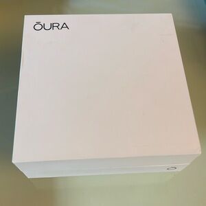 Oura Generation 3 Horizon Size 9 (Gen3 US9).  New in opened box unworn.